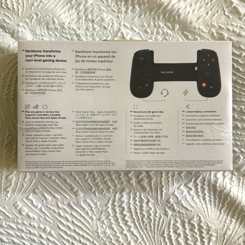 Backbone for iPhone - Picture 3 of 5